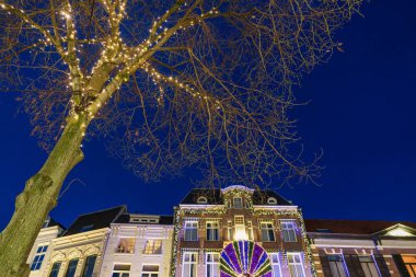 Nijmegen şehri Wal nehrinde