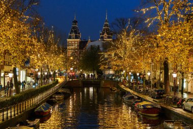 Gece Amsterdam şehir