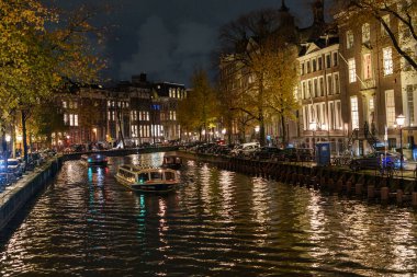 Gece Amsterdam şehir