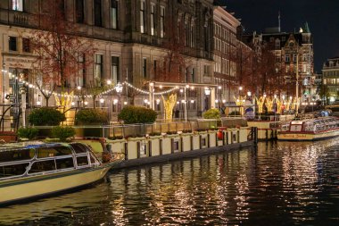 amsterdam şehir gece