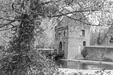 Bahar zamanı Barlo 'da Bocholt yakınlarındaki Westphalia' da