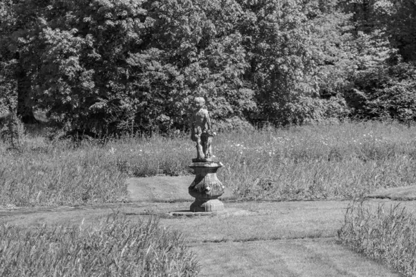 Hollanda 'da Vorden yakınlarındaki manzara.