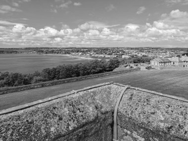 İngiliz Kanalı ve Bisküvi 'de gemi yolculuğu.