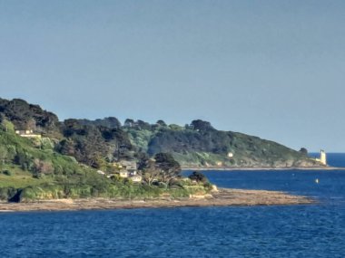 İngiliz Kanalı ve Bisküvi 'de gemi yolculuğu.