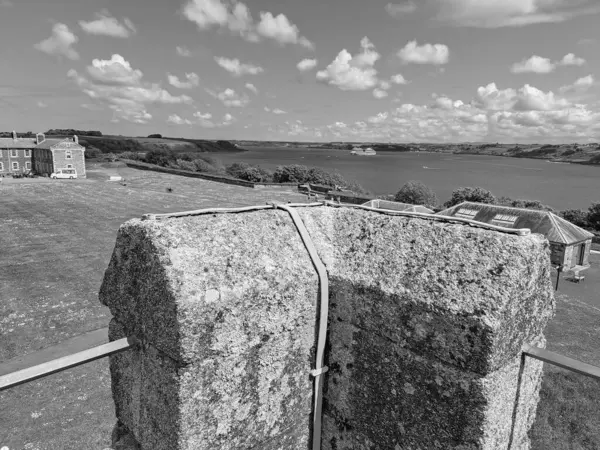 İngiliz Kanalı ve Bisküvi 'de gemi yolculuğu.