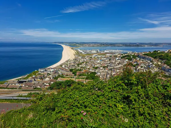 İngiliz Kanalı ve Bisküvi 'de gemi yolculuğu.