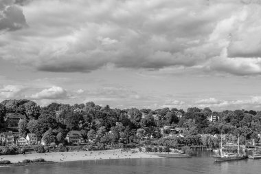 Almanya 'da Hamburg şehri ve limanı