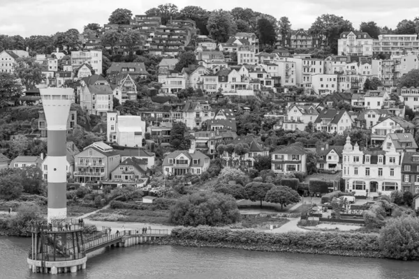 Hamburg Limanı ve Elbe Nehri
