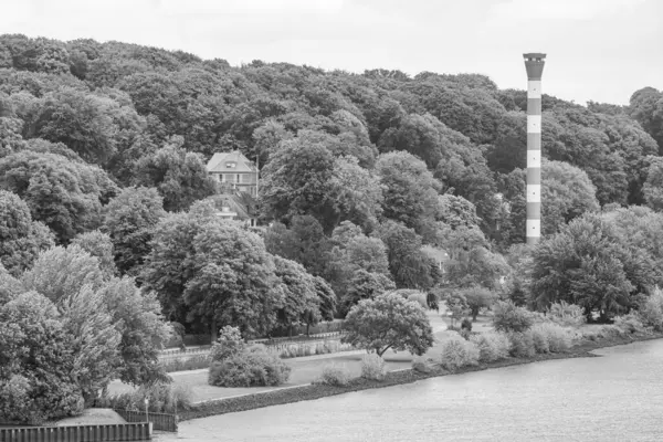 Hamburg Limanı ve Elbe Nehri