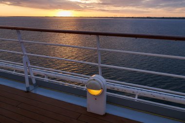 Hamburg ve Elbe Nehri