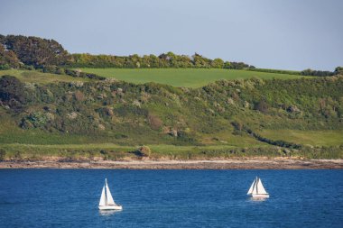 İngiliz sahillerinde gemi gezisi.