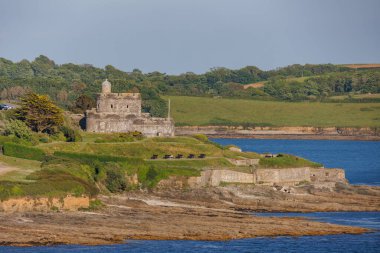İngiliz sahillerinde gemi gezisi.