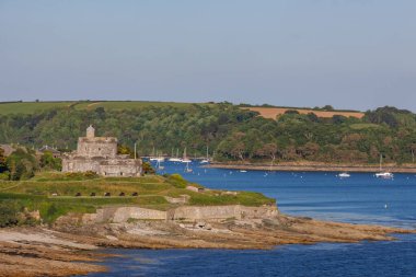 İngiliz sahillerinde gemi gezisi.