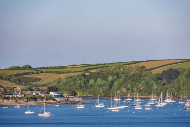 İngiliz sahillerinde gemi gezisi.