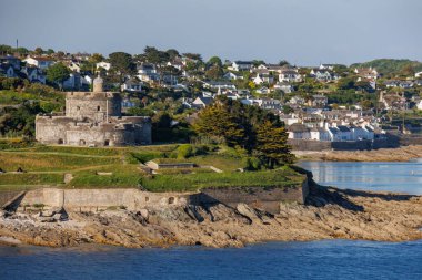 İngiliz sahillerinde gemi gezisi.