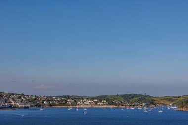 İngiliz sahillerinde gemi gezisi.