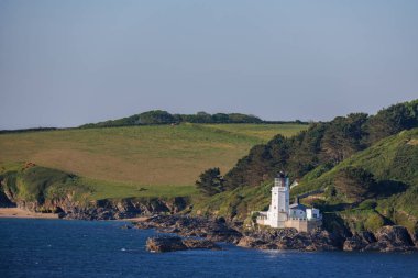 İngiliz sahillerinde gemi gezisi.