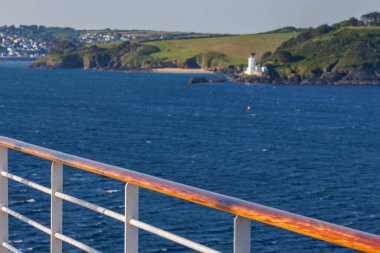 İngiliz sahillerinde gemi gezisi.