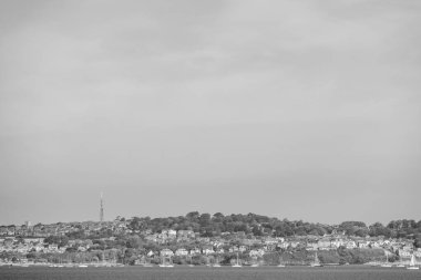 İngiliz sahillerinde gemi gezisi.