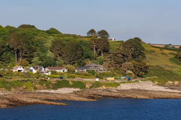 İngiliz sahillerinde gemi gezisi.