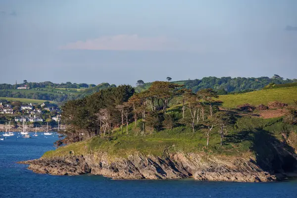 İngiliz sahillerinde gemi gezisi.
