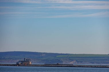 İngiliz sahillerinde gemi gezisi.