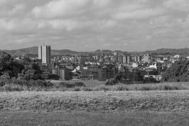 İspanya kıyısındaki Gijon şehri