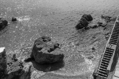 İspanya kıyısındaki Gijon şehri