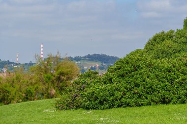 İspanya kıyısındaki Gijon şehri