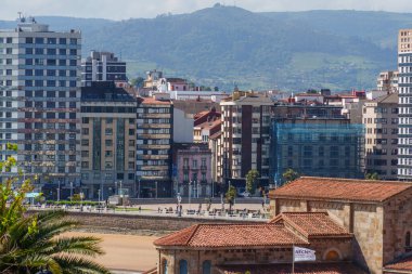 İspanya 'daki Gijon şehri.