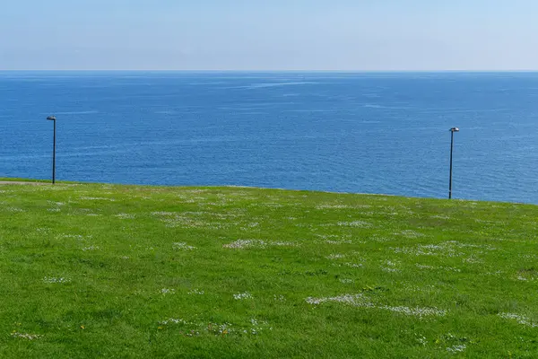 İspanya kıyısındaki Gijon şehri