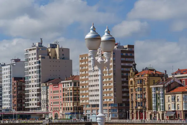 İspanya 'daki Gijon şehri.