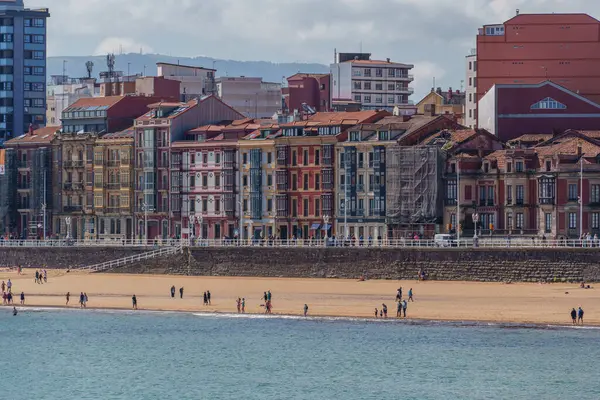 İspanya 'daki Gijon şehri.