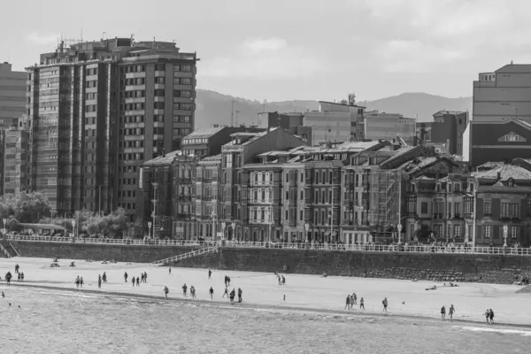 İspanya 'daki Gijon şehri.