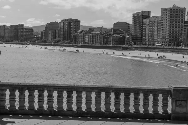 İspanya 'daki Gijon şehri.