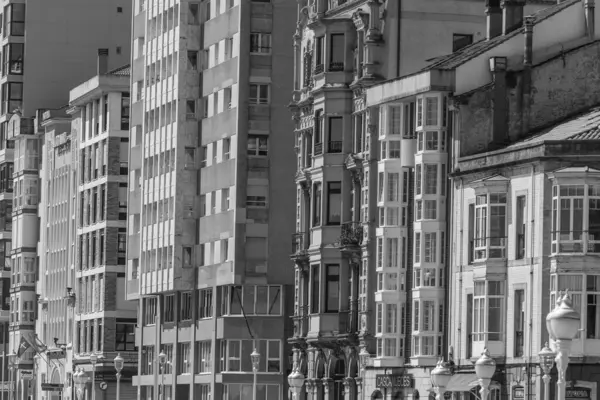 İspanya 'daki Gijon şehri.