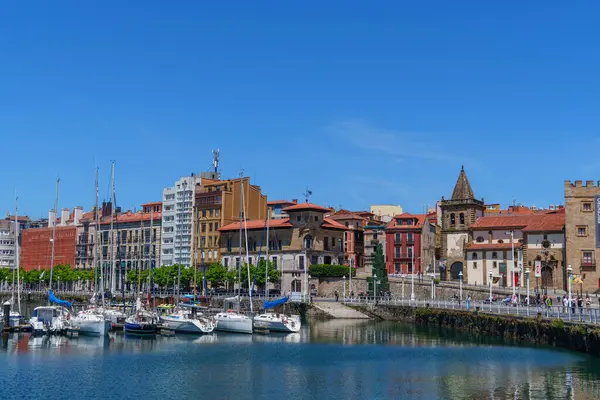 İspanya 'daki Gijon şehri