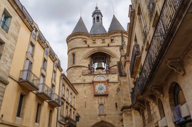 Garonne nehrindeki Bordeaux şehrinde.