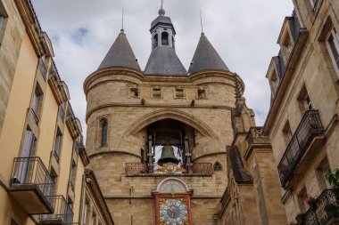 Garonne nehrindeki Bordeaux şehrinde.