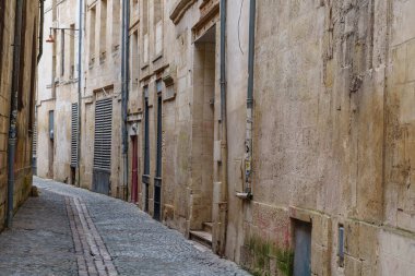 Garonne nehrindeki Bordeaux şehrinde.