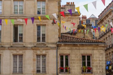 Garonne nehrindeki Bordeaux şehrinde.