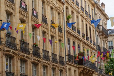 Garonne nehrindeki Bordeaux şehrinde.