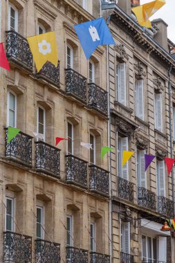 Garonne nehrindeki Bordeaux şehrinde.