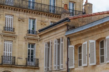 Garonne nehrindeki Bordeaux şehrinde.