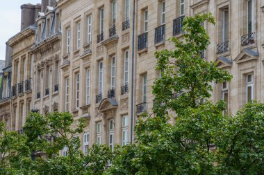 Garonne nehrindeki Bordeaux şehrinde.