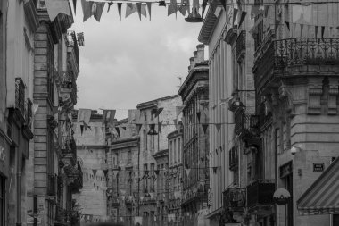 Garonne nehrindeki Bordeaux şehrinde.