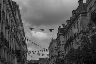 Garonne nehrindeki Bordeaux şehrinde.