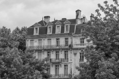 Garonne nehrindeki Bordeaux şehrinde.
