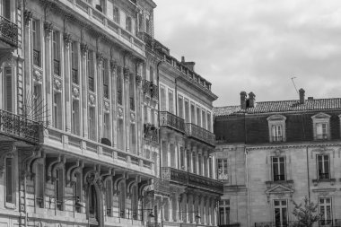 Garonne nehrindeki Bordeaux şehrinde.