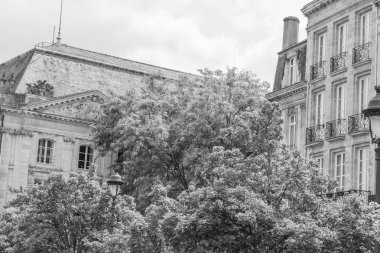 Garonne nehrindeki Bordeaux şehrinde.